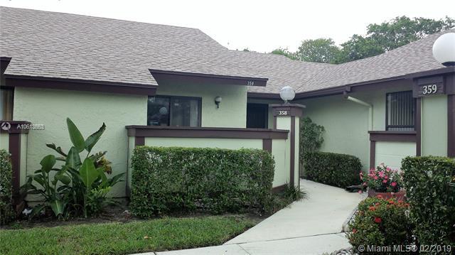358 Quebec Ct - Photo 1
