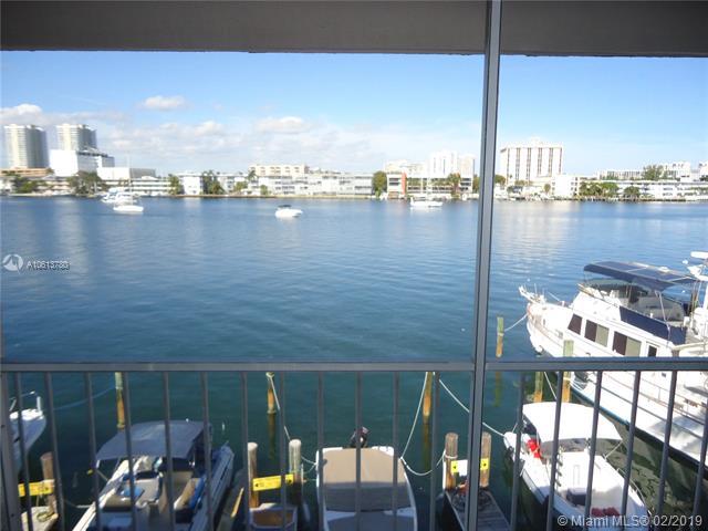 300 Golden Isles Dr - Photo 1