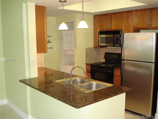 2000 Bayshore Dr - Photo 1