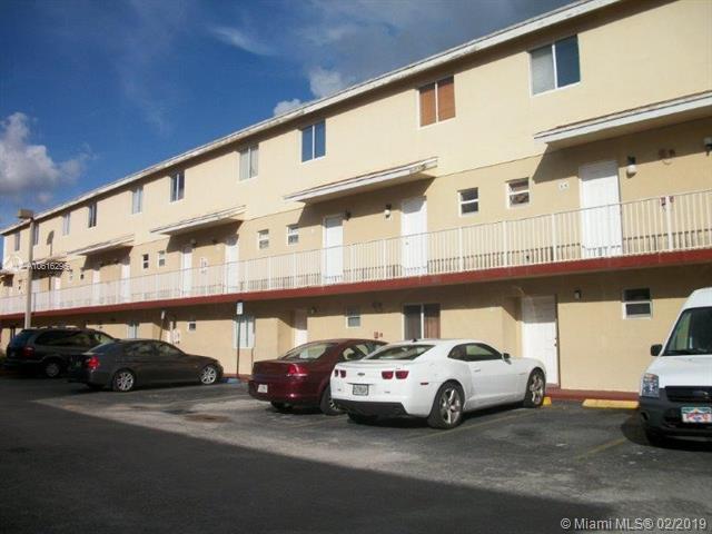 8027 8 ST - Photo 1