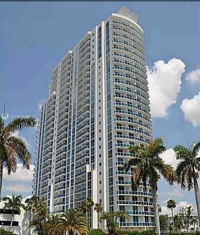 1945 Ocean Dr - Photo 1