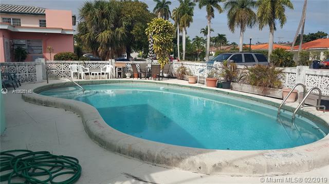 2120 Biarritz Dr - Photo 1