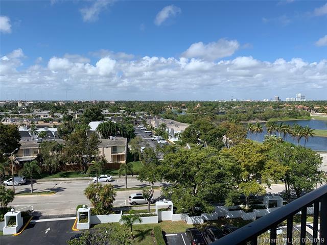 1000 Parkview Dr - Photo 1