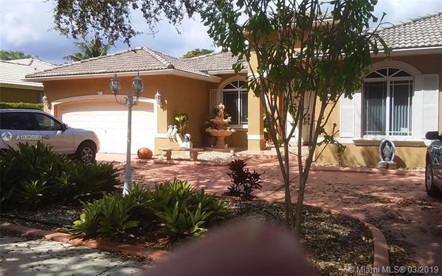 7863 164th St - Photo 1