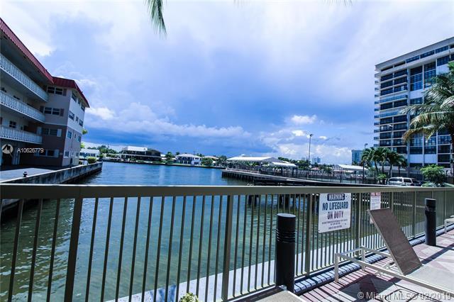 2067 Ocean Dr - Photo 1