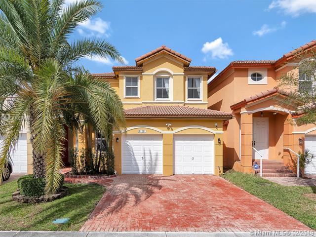 11211 84th St - Photo 1