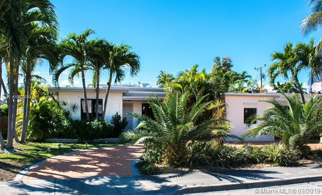 7524 Buccaneer Ave - Photo 1