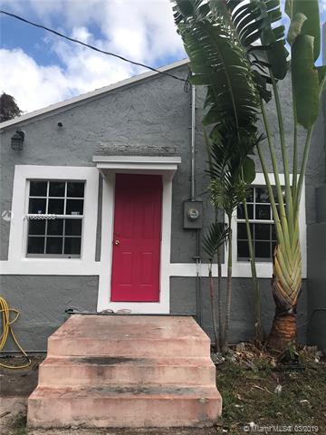 439 46th St - Photo 1