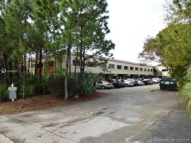 12350 132 CT - Photo 1