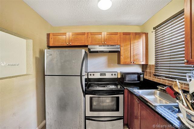 4251 5th St - Photo 1