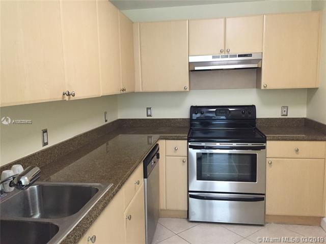 2280 32 AV - Photo 1