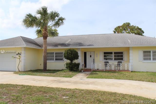 8936 Bahama Cir - Photo 1