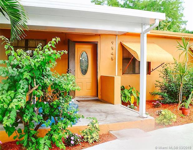 9545 32nd Pl - Photo 1