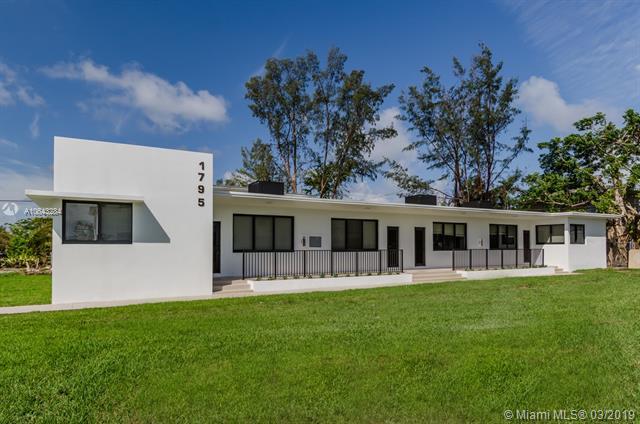 1725 Normandy Dr - Photo 1