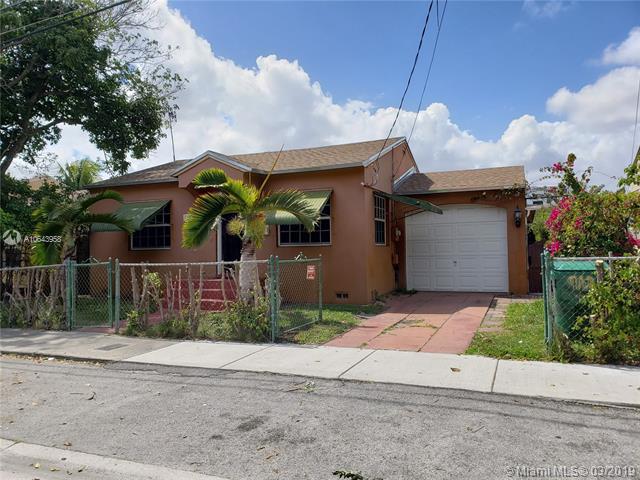 912 9th Ave - Photo 1