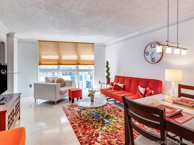 1228 West Ave - Photo 1