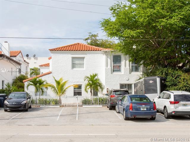 2816 Pine Tree Dr - Photo 1