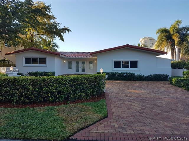 11440 Bayshore Dr - Photo 1