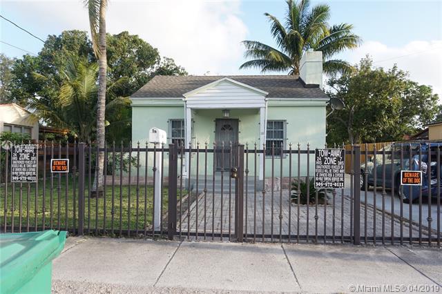 18 70th St - Photo 1