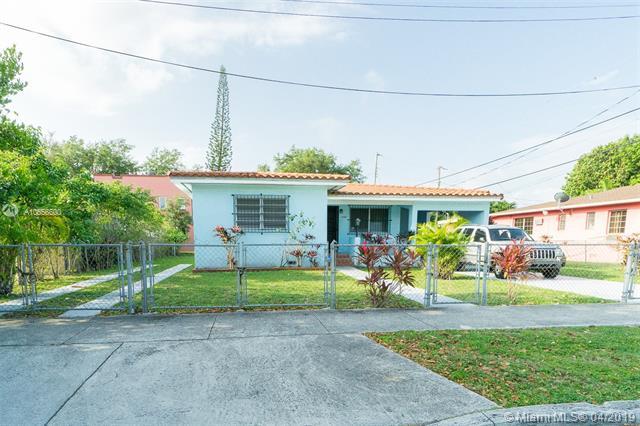 2300 10 St - Photo 1