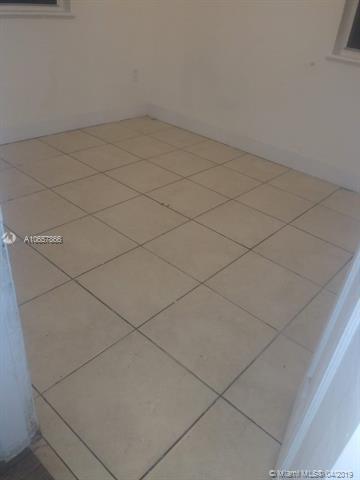 1620 64th St - Photo 1