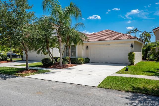 17404 22nd St - Photo 1