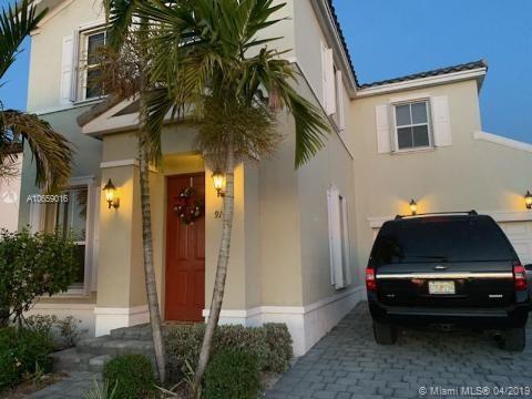 9141 172nd Ave - Photo 1