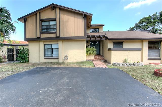 6926 128th Pl - Photo 1