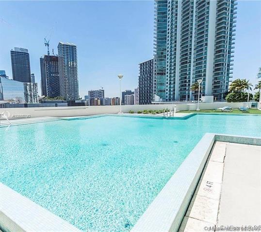 350 Miami Ave - Photo 1