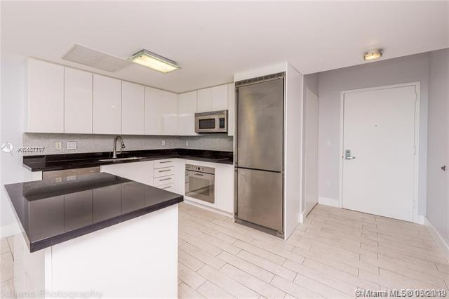 92 3rd St - Photo 1
