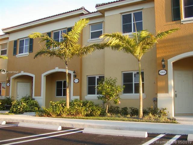 1658 31st Ct - Photo 1