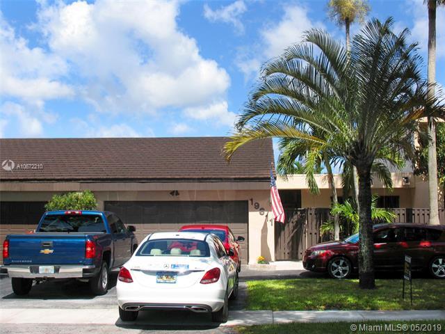 19611 Lake Dr - Photo 1