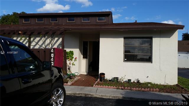 4043 69th Ter - Photo 1