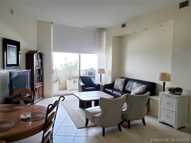 19501 Country Club Dr - Photo 1