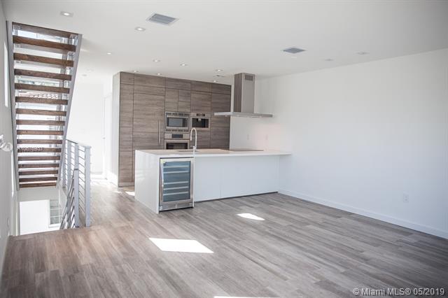 645 Michigan Ave - Photo 1