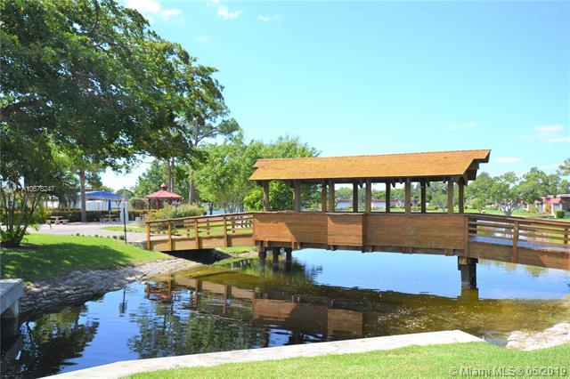 423 Bennington Ln - Photo 1