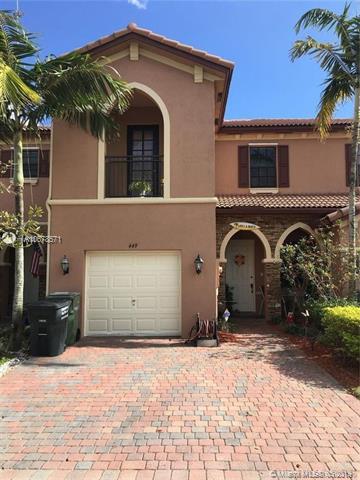 449 37th Pl - Photo 1