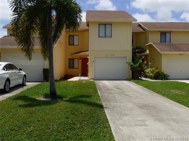 1573 Woodbridge Lakes Cir - Photo 1
