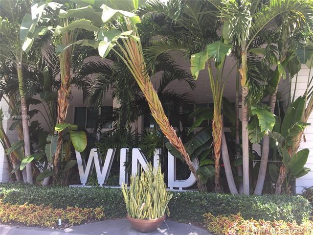 350 Miami Ave - Photo 1