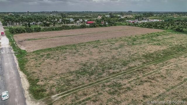 20200 SW 150 ST - Photo 1