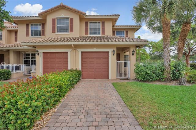 3354 Lakeside Dr - Photo 1