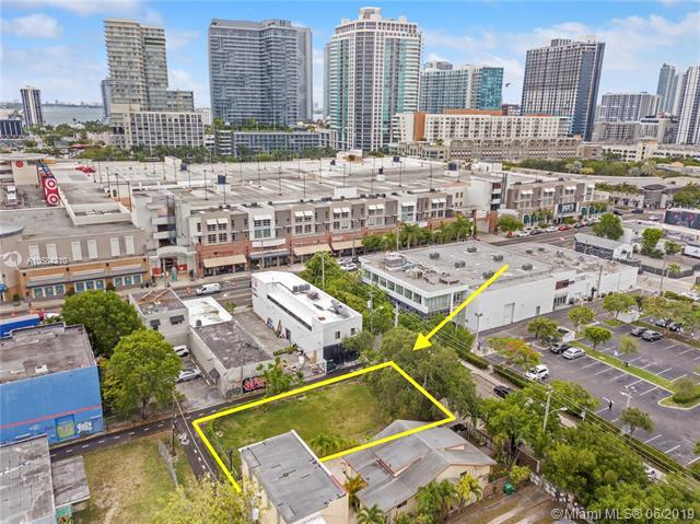 25 35th St - Photo 1