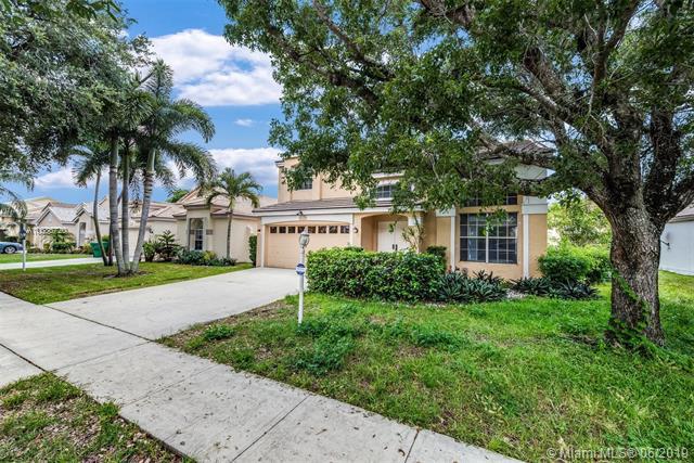 2810 Bogota Ave - Photo 1