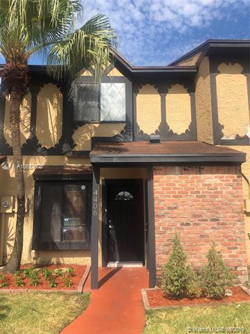 4406 92nd Way - Photo 1