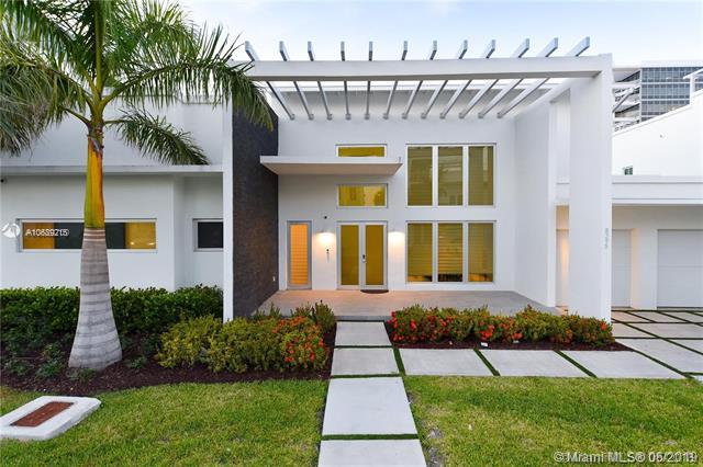 8295 34th Drive - Photo 1