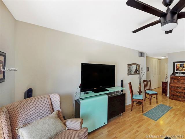 9611 77th Ave - Photo 1