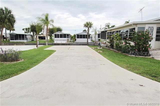 1213 Linda Road - Photo 1