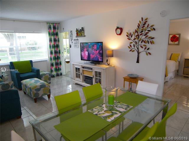 4421 16th St - Photo 1