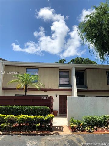 3020 Lakewood Ln - Photo 1