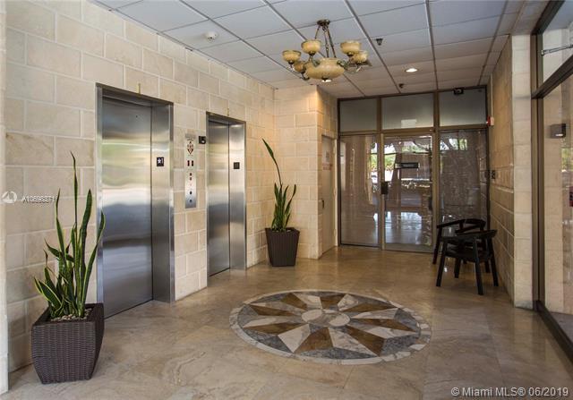 1330 22nd St - Photo 1
